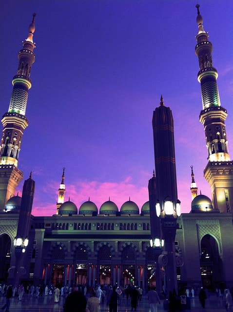 باقة متكاملة من المدينة إلى الرياض – 4 ليالٍ 